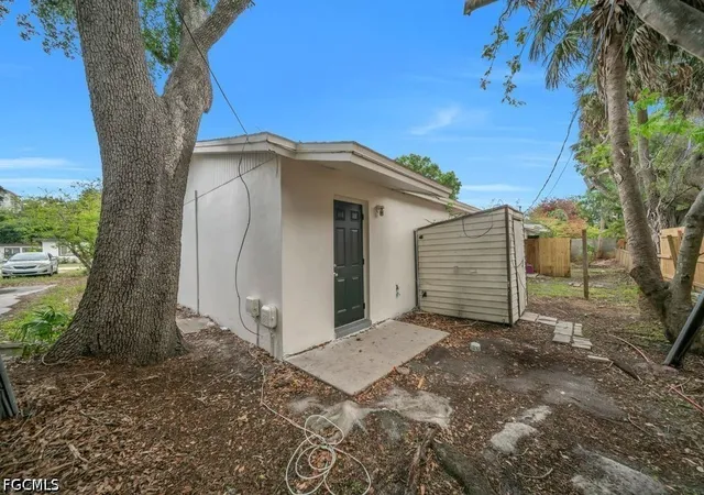 4th image of 1840 Lafayette St, Fort Myers, FL 33901 | MLS# 2026020312