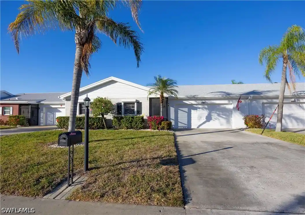 Townhouse for sale at 1513 Edgewater Cir, Fort Myers, FL 33919 | MLS# 226018216