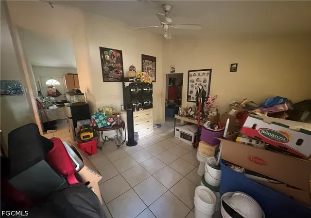 Listing Photo 5 - Condo for sale in building located at 3123 Pine Tree Dr, Naples, FL 34112