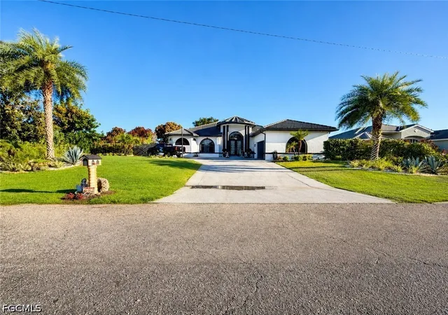 Photo 3 of Single family home for sale at 1204 E 4th Street, Lehigh Acres, FL 33936 | MLS# 2026020375 | Listing updated on 2026-06-26