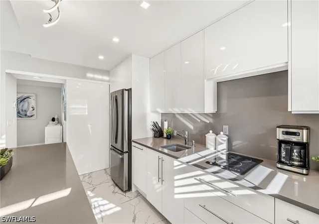 4th image of 980 7Th Ave S #109, Naples, FL 34102 | MLS# 226017941