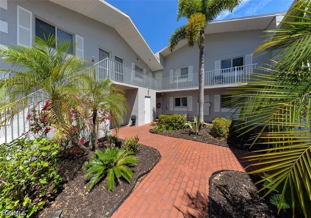 2nd image of 8141 Country Rd #203, Fort Myers, FL 33919 | MLS# 2026020443