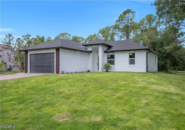 Homes for sale in Alva, FL | 2005 Robert Ave, Alva, FL 33920 | MLS# 2026020535