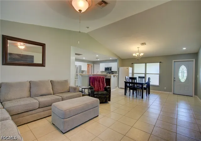 4th image of 26 Ne 8Th Ter, Cape Coral, FL 33909 | MLS# 2026020547