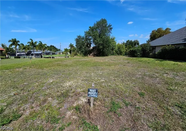 Photo 3 of Land for sale at 421 Se 10th Avenue, Cape Coral, FL 33990 | MLS# 2026020571 | Listing updated on 2026-07-29