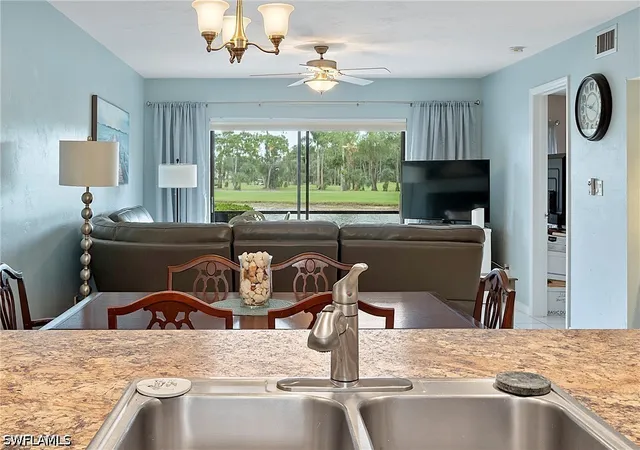 4th image of 400 Fox Hvn Dr, Naples, FL 34104