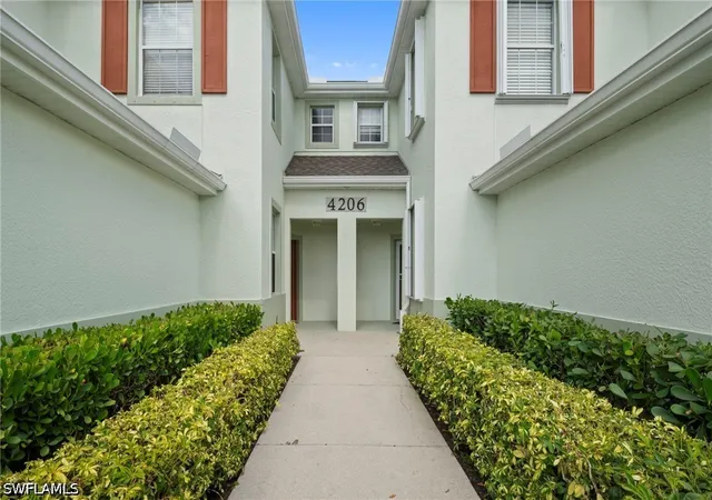 2nd image of 4206 Liron Ave #101, Fort Myers, FL 33916 | MLS# 226018509