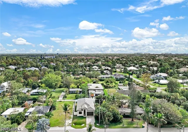 Photo 3 of Single family home for sale at 1248 Trail Ter Dr, Naples, FL 34103 | MLS# 226018548 | Listing updated on 2026-05-06