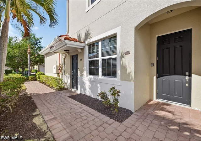 3rd image of 8541 Oakshade Cir, Fort Myers, FL 33919