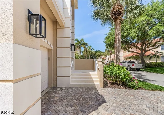 Homes for sale in Bonita Springs, FL | 26891 Wyndhurst Court, Bonita Springs, FL 34134 | Houzeo