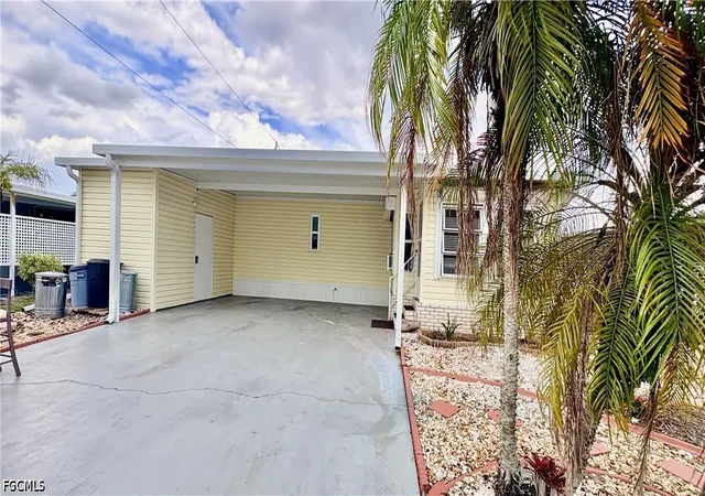 Homes for sale in North Fort Myers, FL | 3134 Linwood Dr, North Fort Myers, FL 33917 | MLS# 2026020709