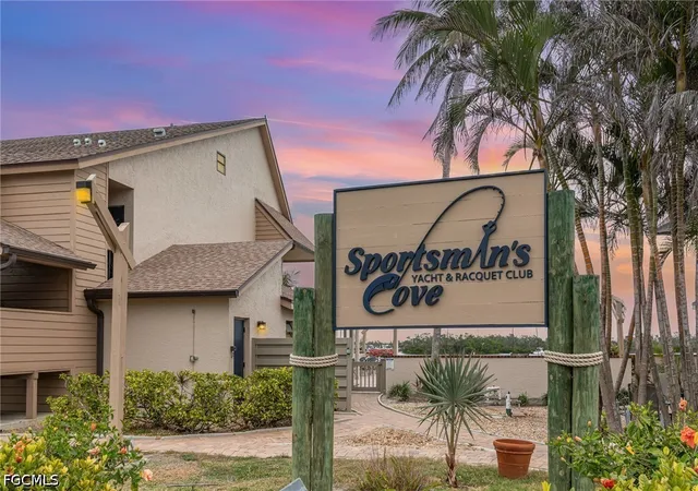 2nd image of 898 Buttonwood Dr #105, Fort Myers Beach, FL 33931 | MLS# 2026020726