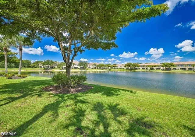 5th image of 3231 Cottonwood Bnd #306, Fort Myers, FL 33905 | MLS# 2026020727