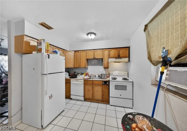 2nd image of 1904 Fountain St, Fort Myers, FL 33916 | MLS# 2026020755