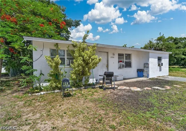 9th image of 1904 Fountain St, Fort Myers, FL 33916 | MLS# 2026020755