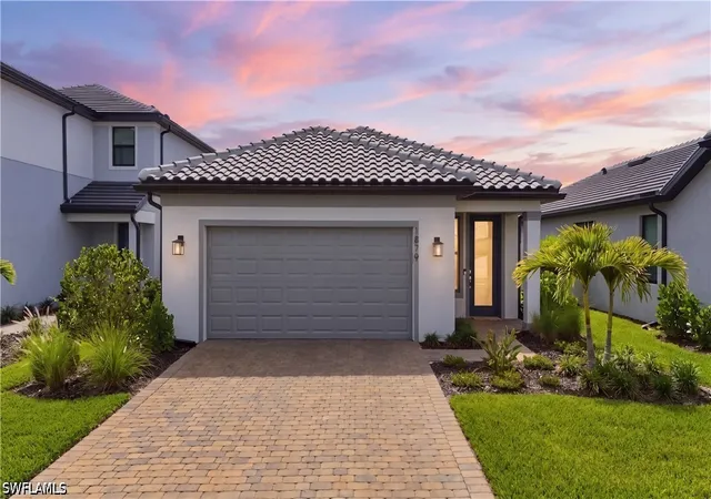 Photo 2 of Single family home for sale at 1879 Sierra Ct, Naples, FL 34120 | MLS# 226017529 | Listing updated on 2026-10-04