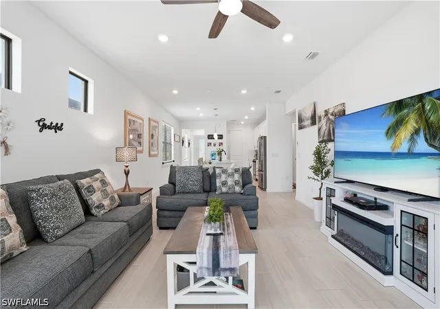 Photo 4 of Single family home for sale at 1879 Sierra Ct, Naples, FL 34120 | MLS# 226017529 | Listing updated on 2026-10-04