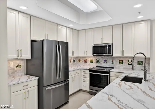 2nd image of 3426 Hancock Bridge Pkwy #606, North Fort Myers, FL 33903 | MLS# 2026020906