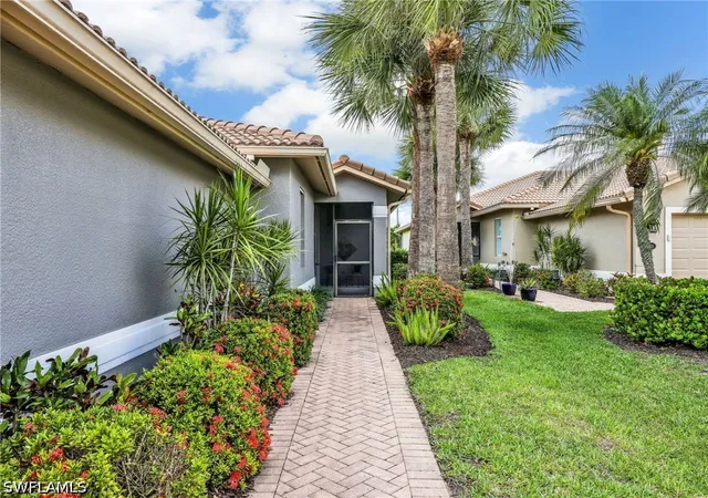 5th image of 20030 Serre Dr, Estero, FL 33928 | MLS# 226016724