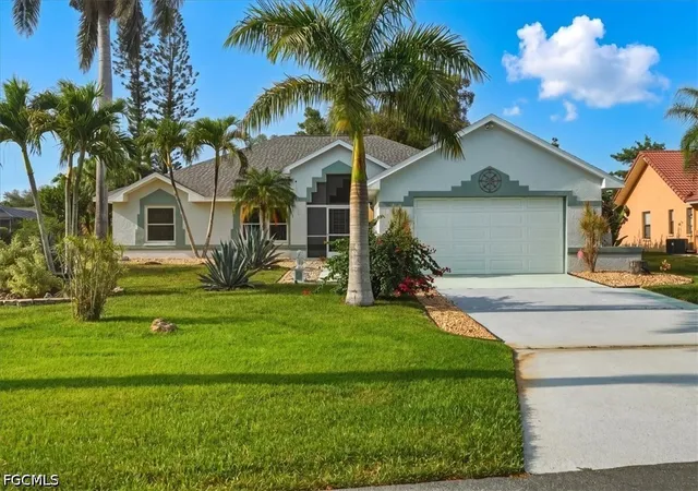 Photo 1 of Sale Pending at 7721 Twin Eagle Ln, Fort Myers, FL 33912 | MLS# 2026020934 | Listing updated on 2026-07-26
