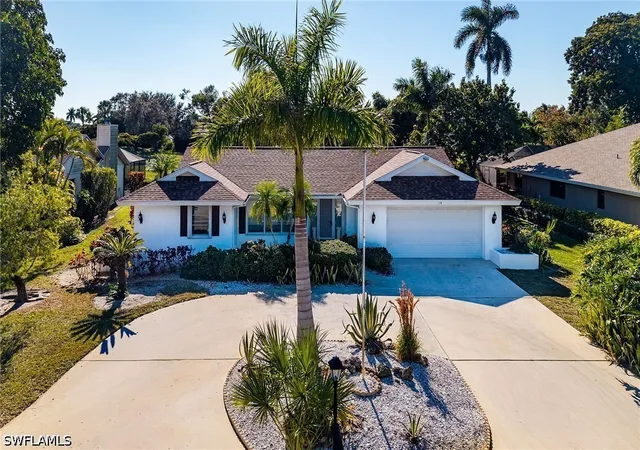 Homes for sale in Naples, FL | 178 Torrey Pines Pt, Naples, FL 34113 | MLS# 226018570