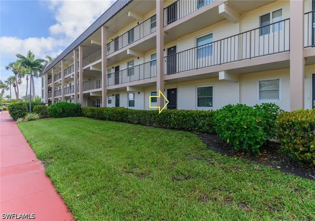 2nd image of 1000 Manatee Rd, Naples, FL 34114