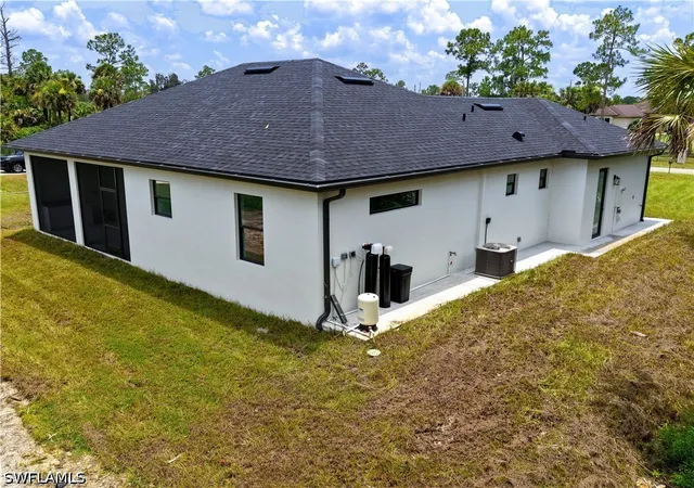 5th image of 2685 38Th Ave Se, Naples, FL 34117 | MLS# 226018787
