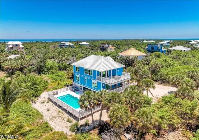 Photo 2 of Single family home for sale at 4460 Smugglers Dr, Captiva, FL 33924 | MLS# 2026021059 | Listing updated on 2026-08-10