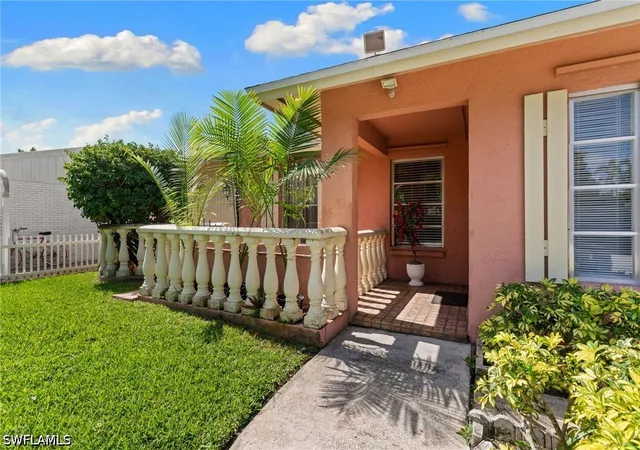 Photo 3 of Sale Pending at 1020 28th Avenue N, Naples, FL 34103 | MLS# 226018820 | Listing updated on 2026-07-23