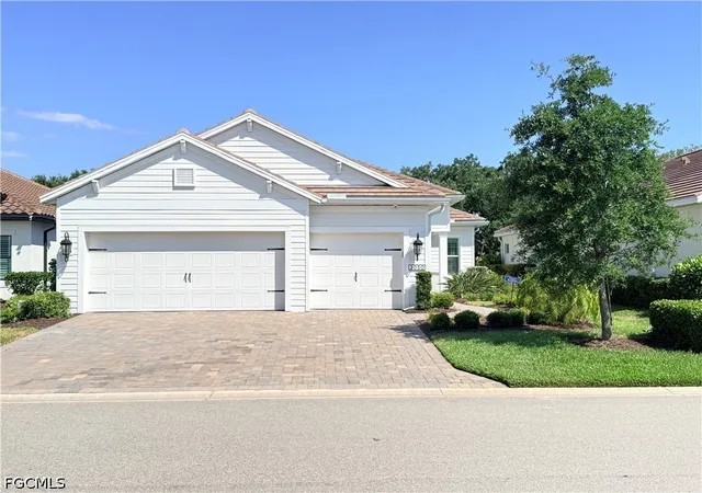 Photo 1 of Single family home for sale at 3050 Heritage Pines Dr, Fort Myers, FL 33905 | MLS# 2026021092 | Listing updated on 2026-09-28
