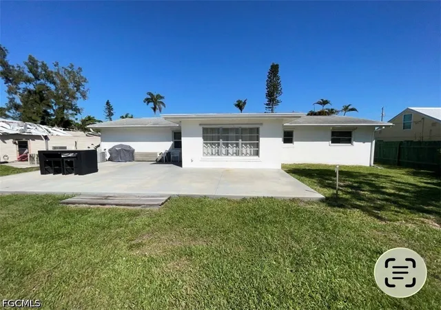 2nd image of 25 Estate Dr, North Fort Myers, FL 33917 | MLS# 2026021145