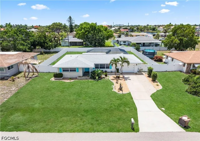Photo 1 of Single family home for sale at 710 Se 42nd Lane, Cape Coral, FL 33904 | MLS# 2026021166 | Listing updated on 2026-07-03