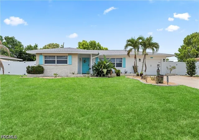 Photo 4 of Single family home for sale at 710 SE 42nd Lane, Cape Coral, FL 33904 | MLS# 2026021166 | Listing updated on 2026-07-03