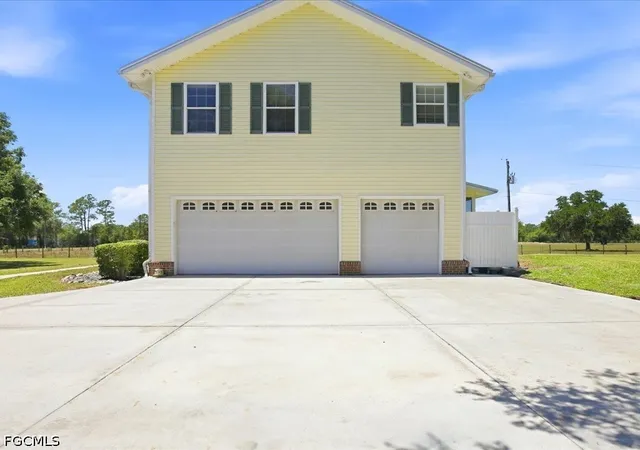 4th image of 21651 Tuckahoe Rd, Alva, FL 33920 | MLS# 2026021171