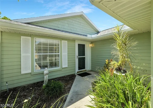 Photo 2 of Single family home for sale at 14875 Crescent Cvs Dr, Fort Myers, FL 33908 | MLS# 2026021199 | Listing updated on 2026-07-29
