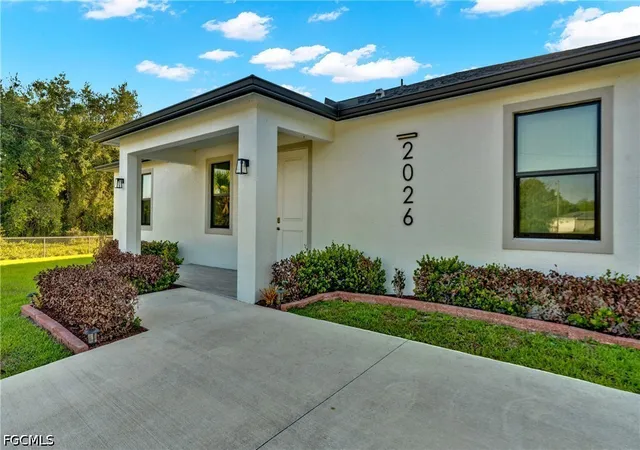 2nd image of 2026 Jeronimo Rd, Labelle, FL 33935 | MLS# 2026021204