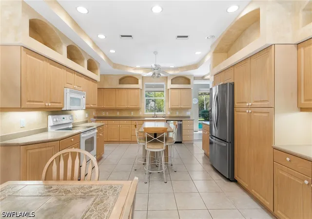 Photo 3 of Single family home for sale at 28056 East Brk Dr, Bonita Springs, FL 34135 | MLS# 226018840 | Listing updated on 2026-08-31