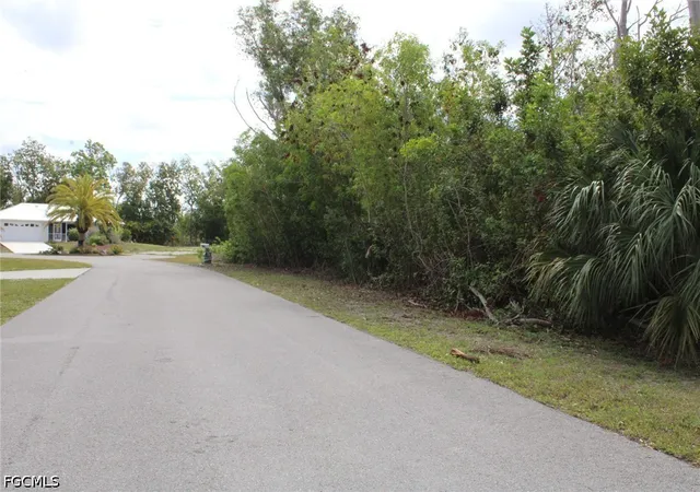 5th image of 4416 Lake Heather Cir, Saint James City, FL 33956 | MLS# 2026021214