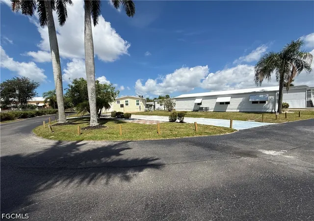 Photo 1 of Land for sale at 130 Dawn St, Fort Myers, FL 33908 | MLS# 2026021218 | Listing updated on 2026-08-31