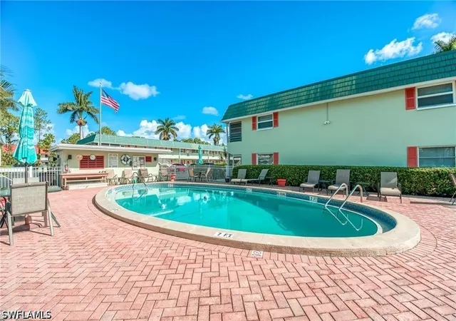 Homes for sale in Naples, FL | 200 Valley Stream Dr #4B, Naples, FL 34113 | MLS# 226018699