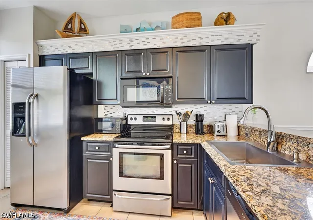 5th image of 912 Briarwood Blvd, Naples, FL 34104 | MLS# 226018504