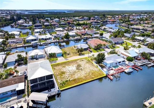 3rd image of 12262 Moon Shell Dr, Matlacha Isles, FL 33991 | MLS# 2026021251
