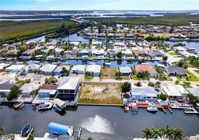 4th image of 12262 Moon Shell Dr, Matlacha Isles, FL 33991 | MLS# 2026021251