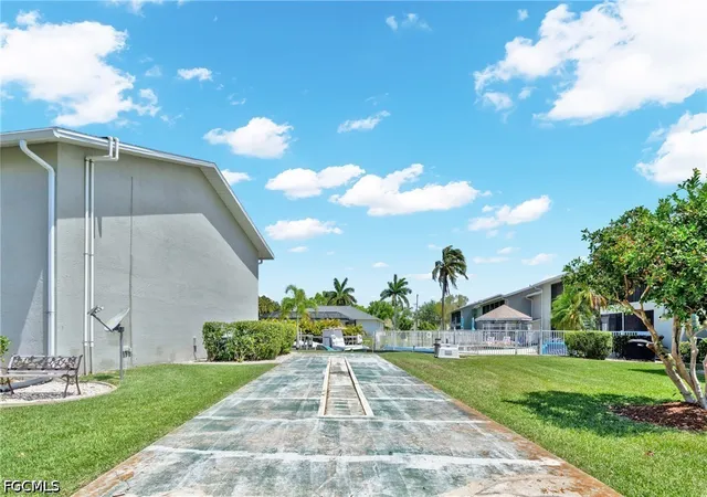 2nd image of 4708 Sw 8Th Pl, Cape Coral, FL 33914