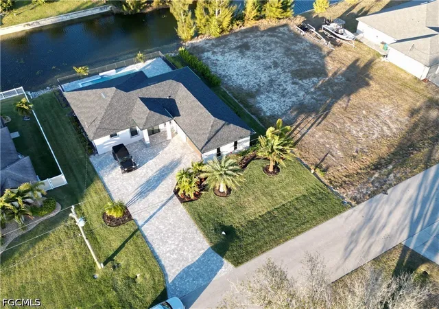 Photo 1 of Single family home for sale at 615 Sw 22nd Terrace, Cape Coral, FL 33991 | MLS# 2026021290 | Listing updated on 2026-07-13