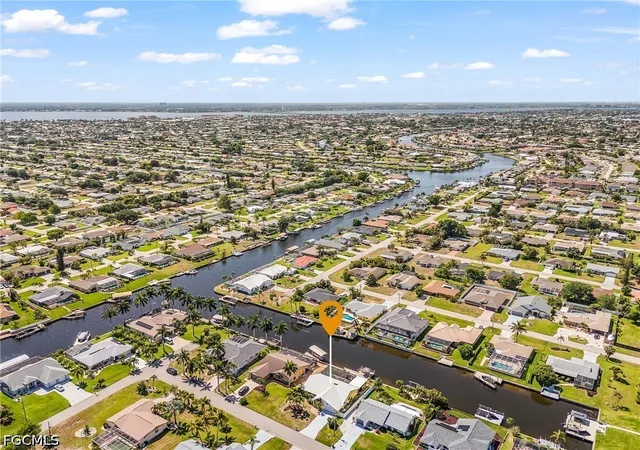 4th image of 920 Se 33Rd St, Cape Coral, FL 33904 | MLS# 2026021308