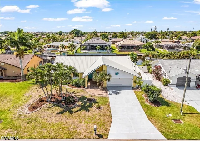5th image of 920 Se 33Rd St, Cape Coral, FL 33904 | MLS# 2026021308