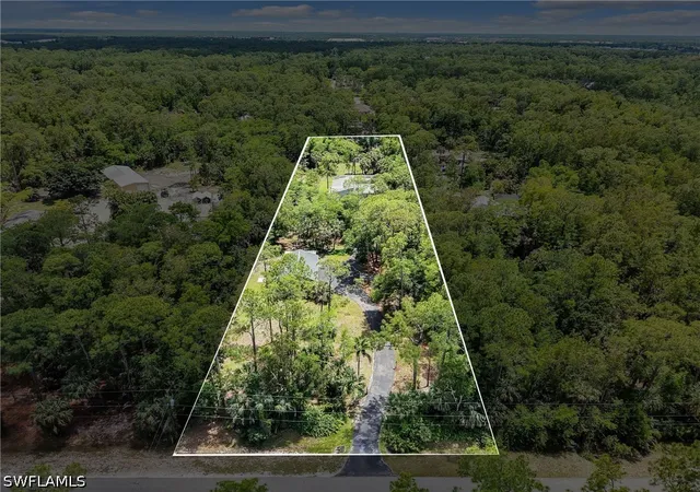 Photo 3 of Single family home for sale at 3660 23rd Avenue Sw, Naples, FL 34117 | MLS# 226018625 | Listing updated on 2026-09-01