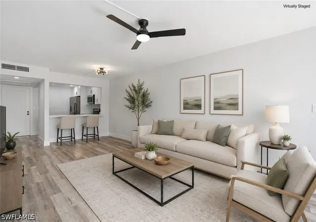 3rd image of 1085 Forest Lakes Dr, Naples, FL 34105