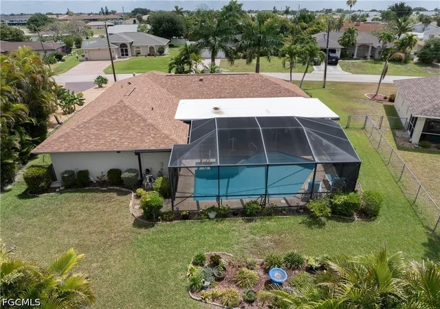 2nd image of 3906 Se 10th Pl, Cape Coral, FL 33904 | MLS# 2026021373
